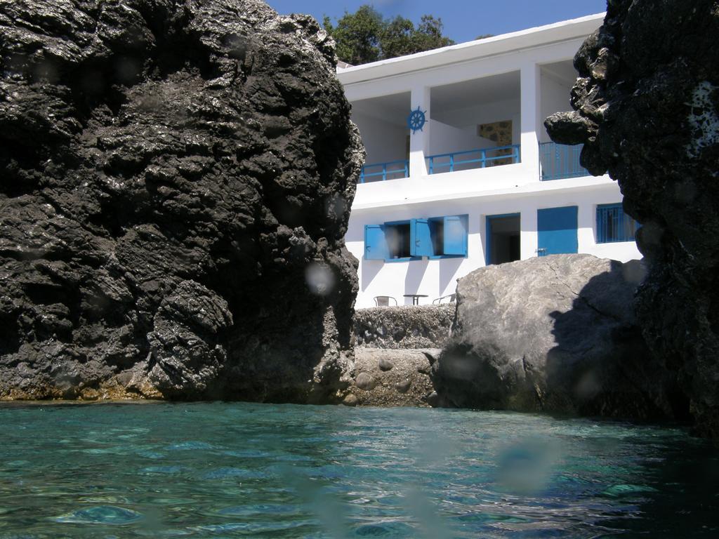 Votsalo At Agia Fotini Kerames